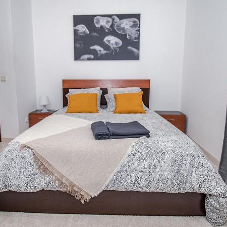 Charming Private Rooms In An Apartment A2 Penha - ファロ エクステリア 写真